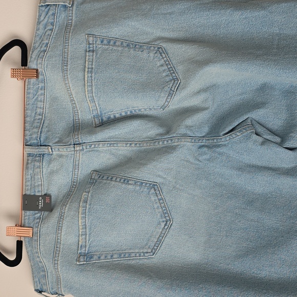 Torrid Light Blue Distressed Jeans 20 - Picture 7 of 8